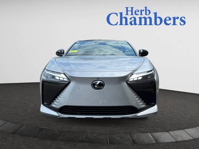 new 2025 Lexus RZ 450e car