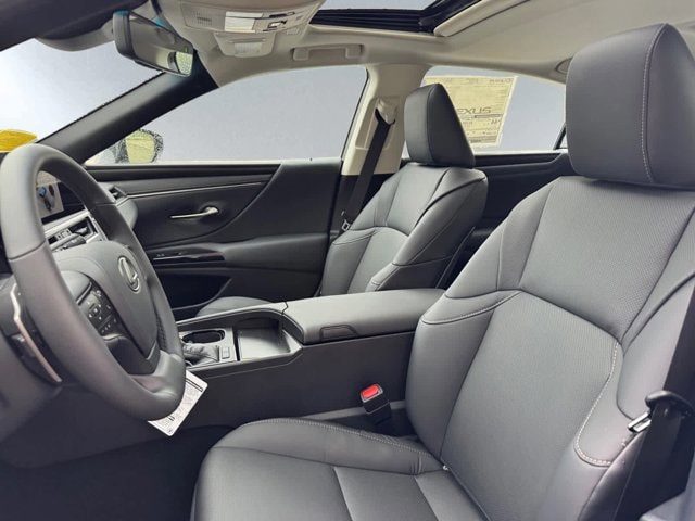 new 2025 Lexus ES 300h car