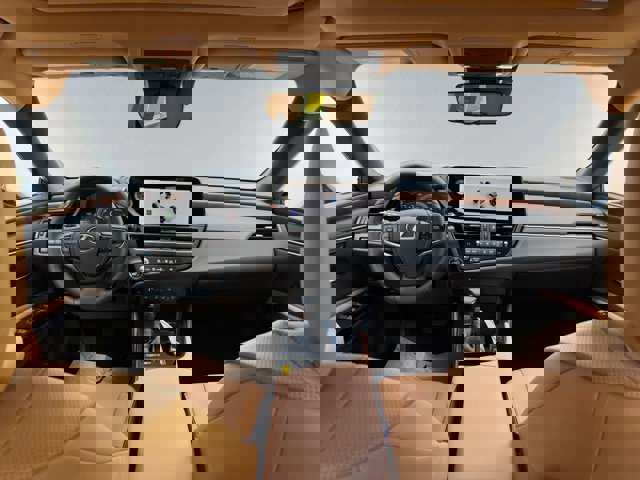 new 2025 Lexus ES 300h car