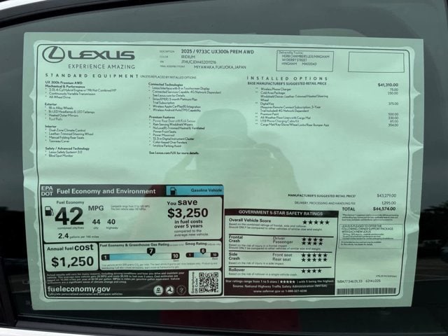 new 2025 Lexus UX 300h car