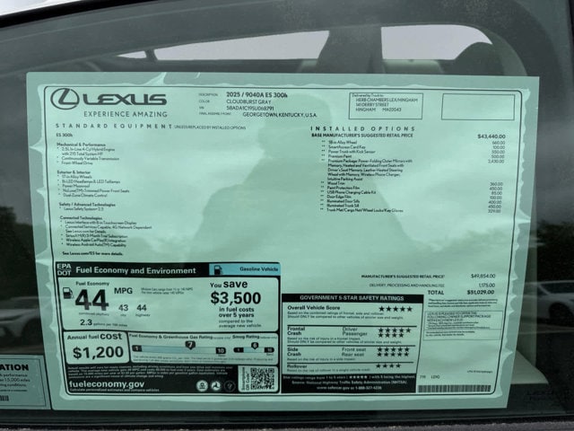 new 2025 Lexus ES 300h car