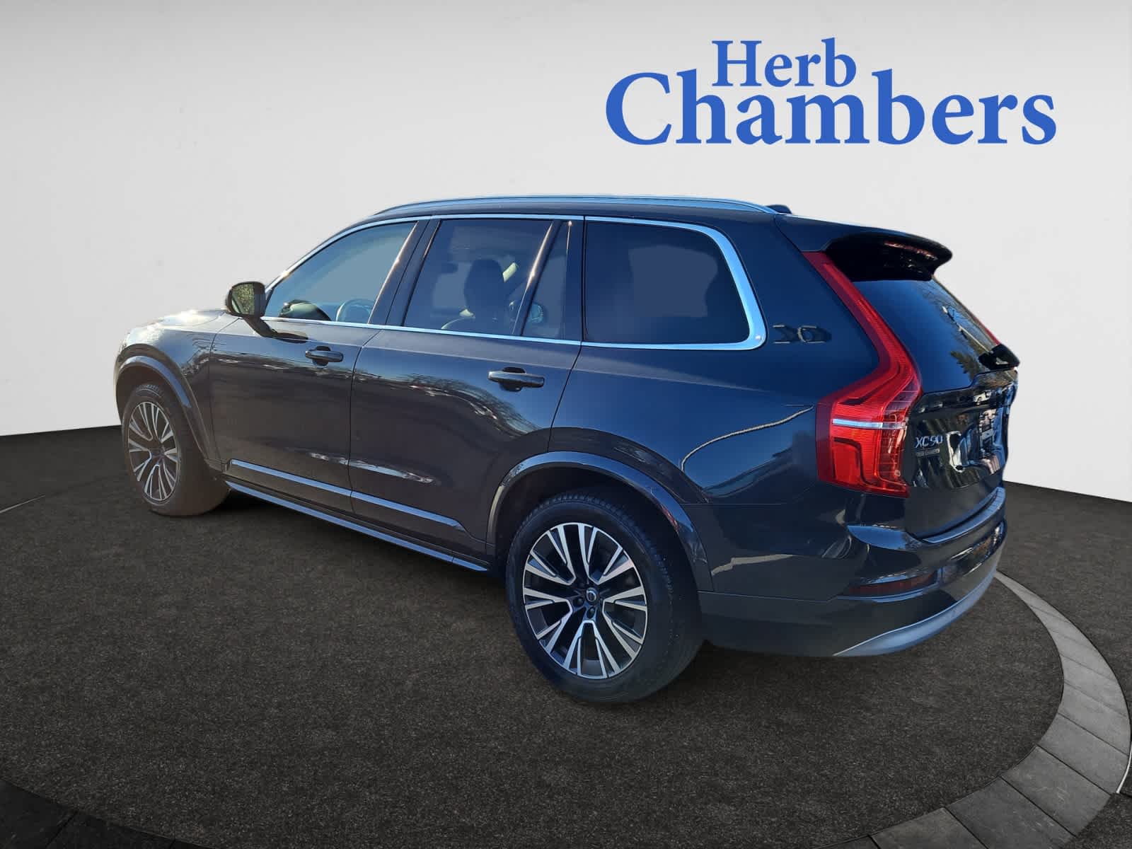 used 2022 Volvo XC90 car, priced at $35,998