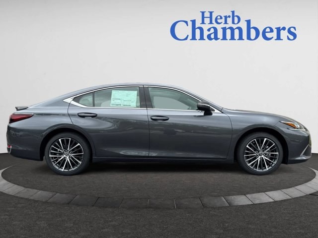 new 2025 Lexus ES 300h car