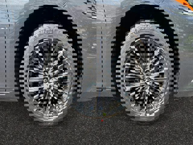 new 2025 Lexus ES car