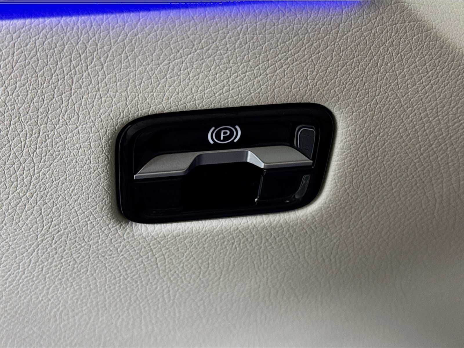 used 2022 Mercedes-Benz S-Class car, priced at $69,998
