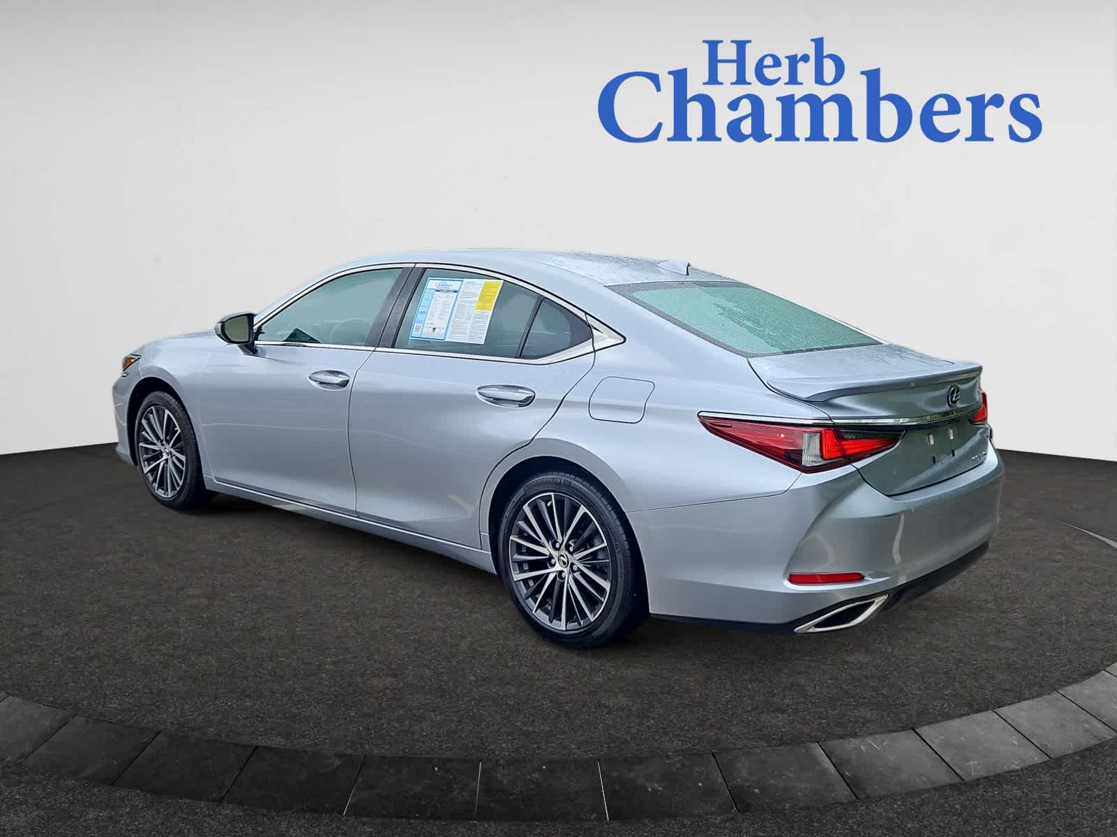 used 2022 Lexus ES car, priced at $35,998