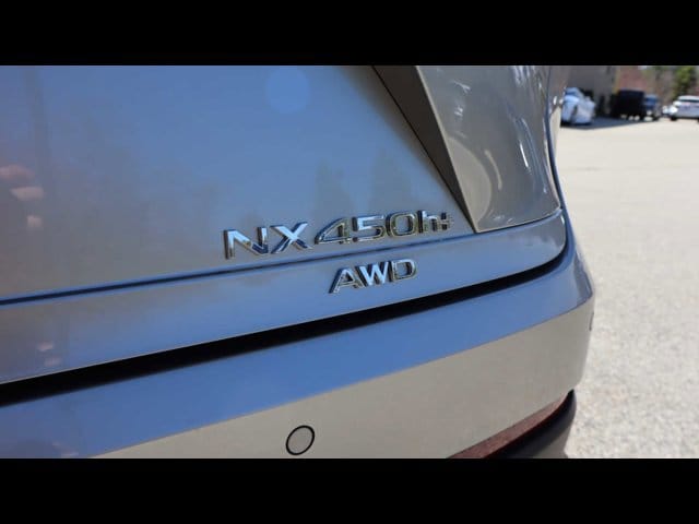 new 2024 Lexus NX 450h Plus car