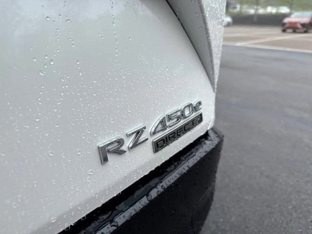 new 2025 Lexus RZ 450e car