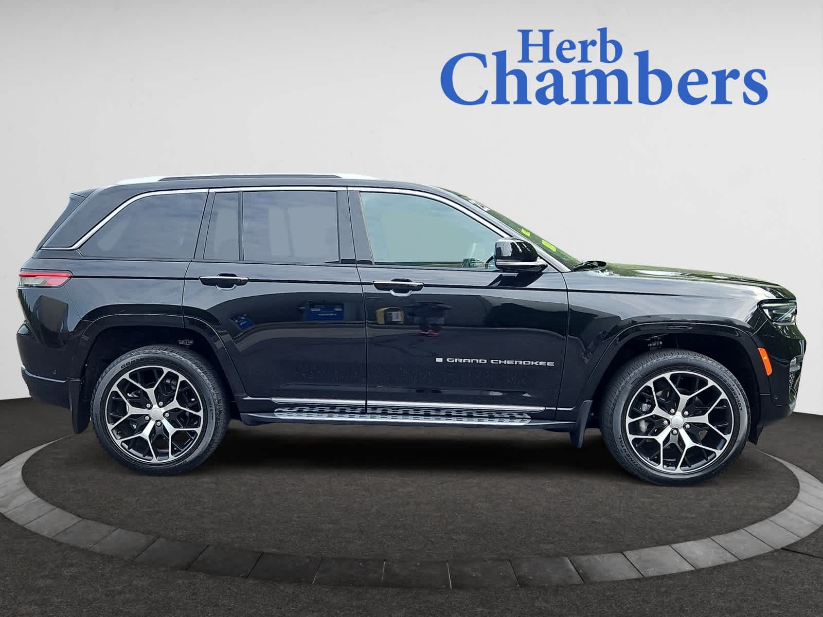 used 2023 Jeep Grand Cherokee car, priced at $46,998