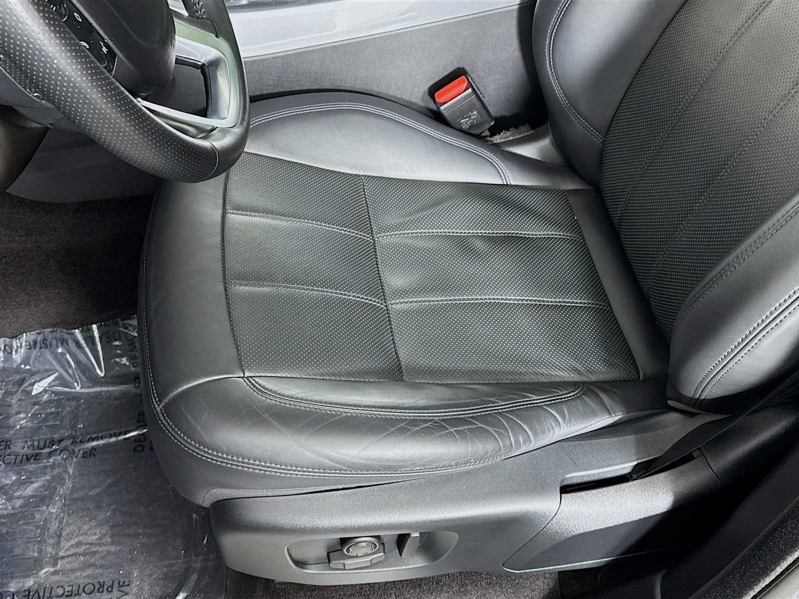 used 2020 Land Rover Range Rover Sport car, priced at $35,498
