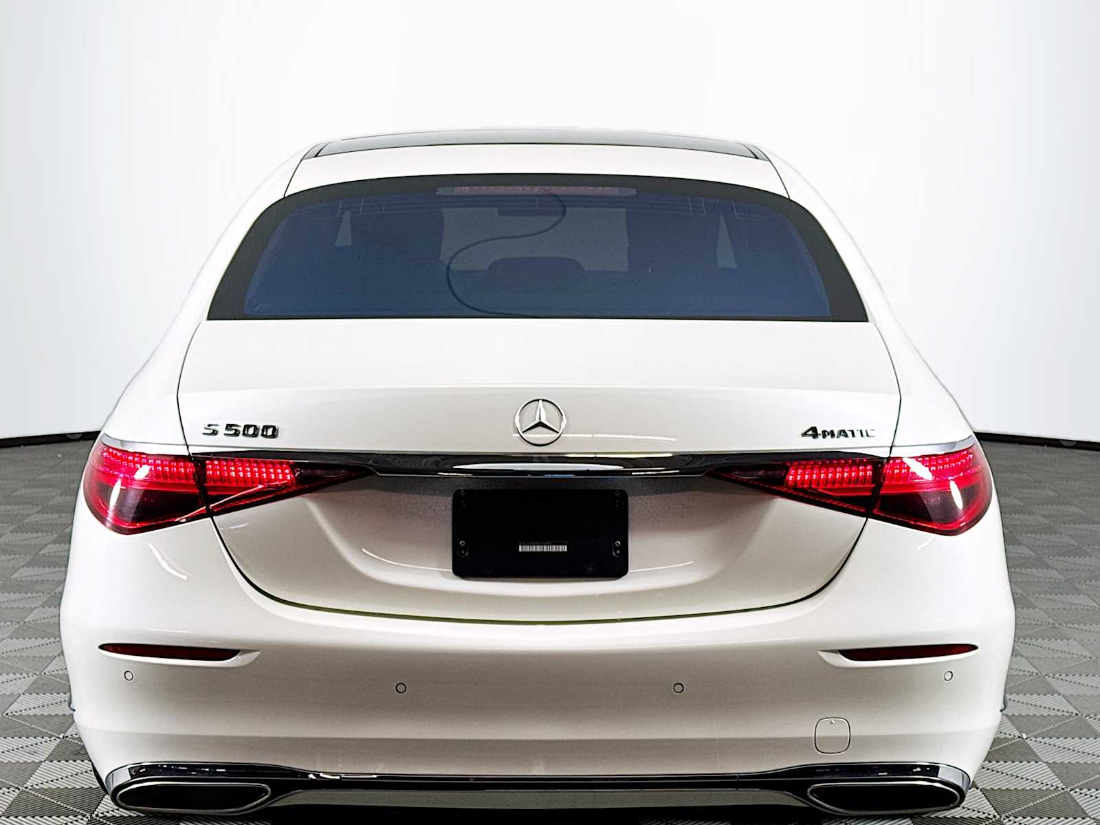 used 2022 Mercedes-Benz S-Class car, priced at $69,998