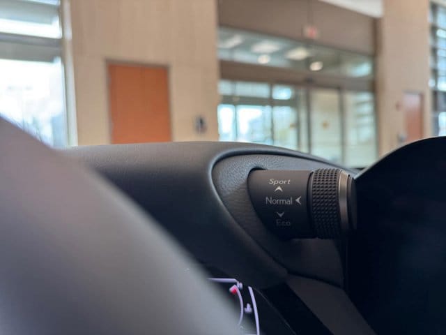 new 2025 Lexus ES car