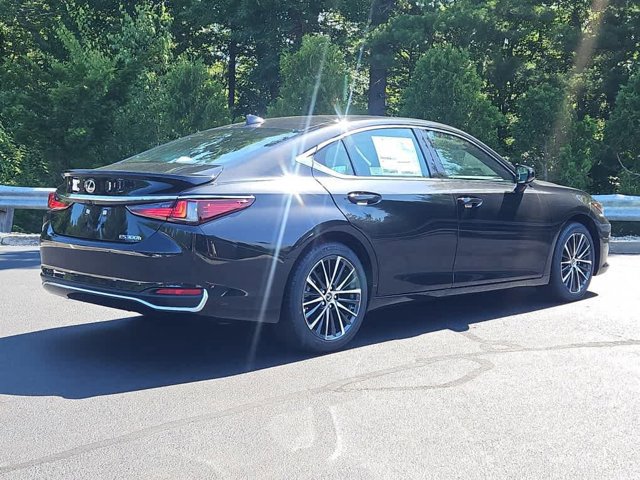 new 2024 Lexus ES 300h car