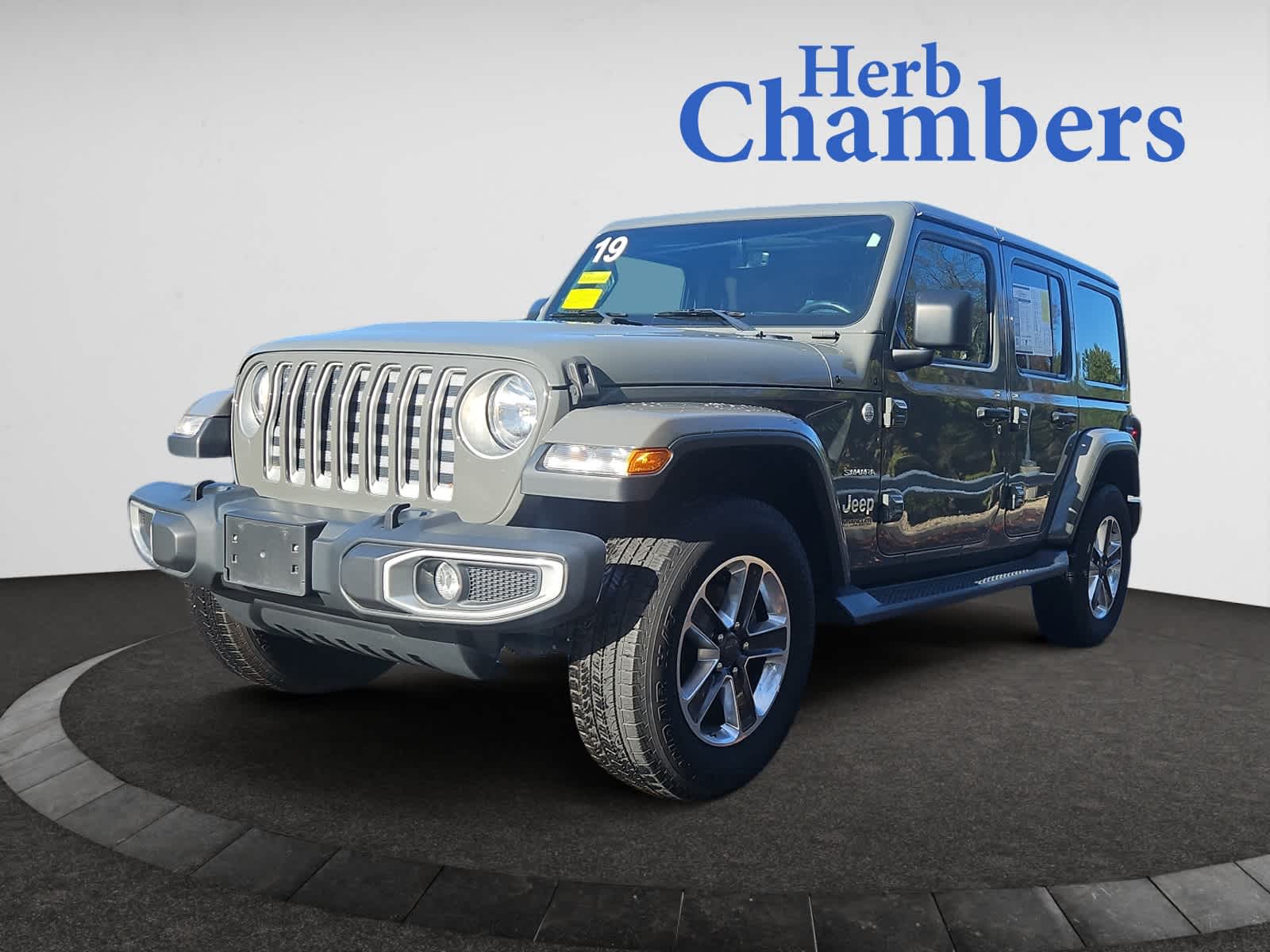 used 2019 Jeep Wrangler Unlimited car, priced at $27,998