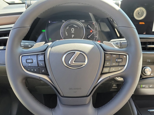 new 2025 Lexus ES 300h car