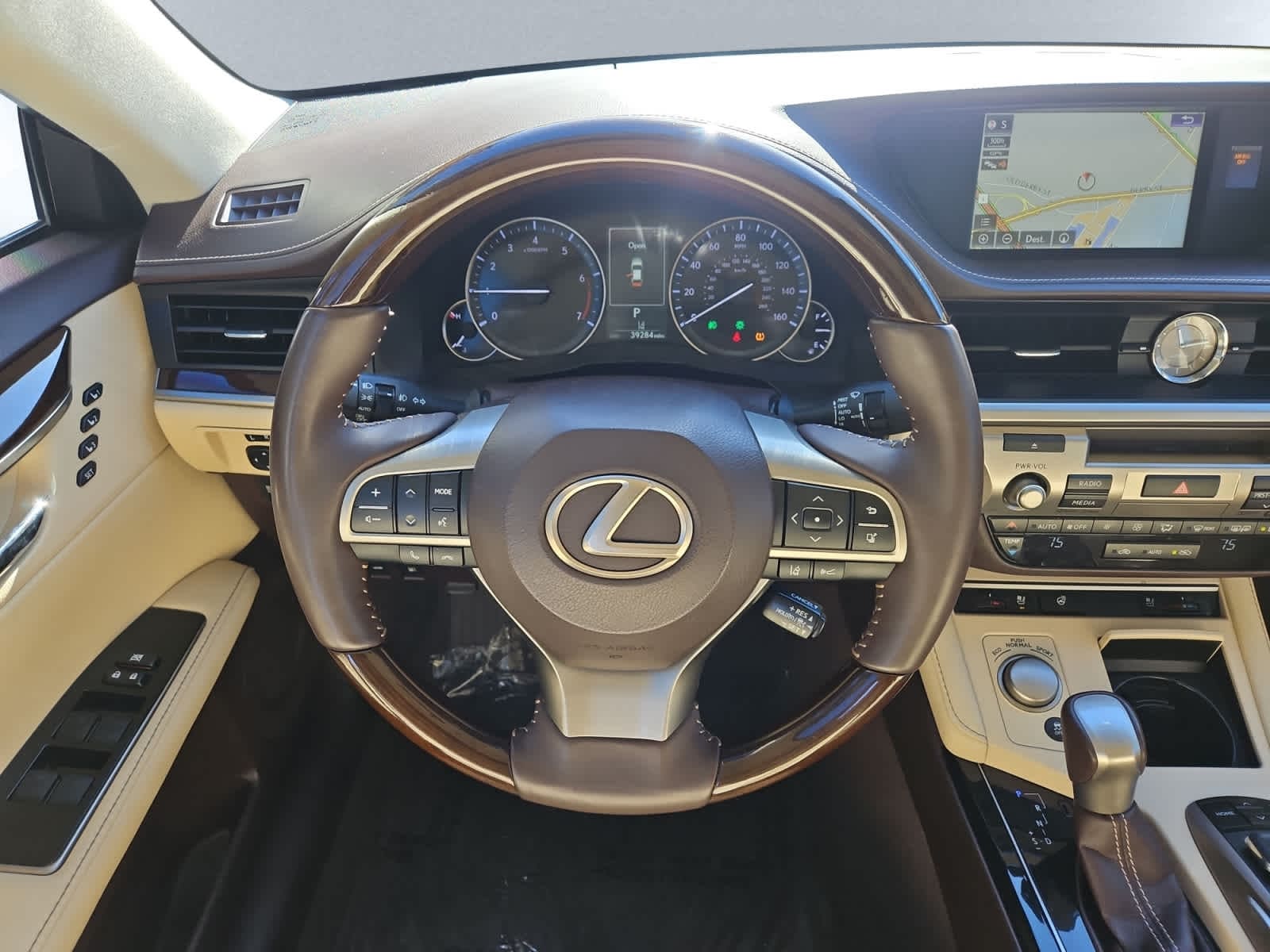 used 2017 Lexus ES car, priced at $24,998