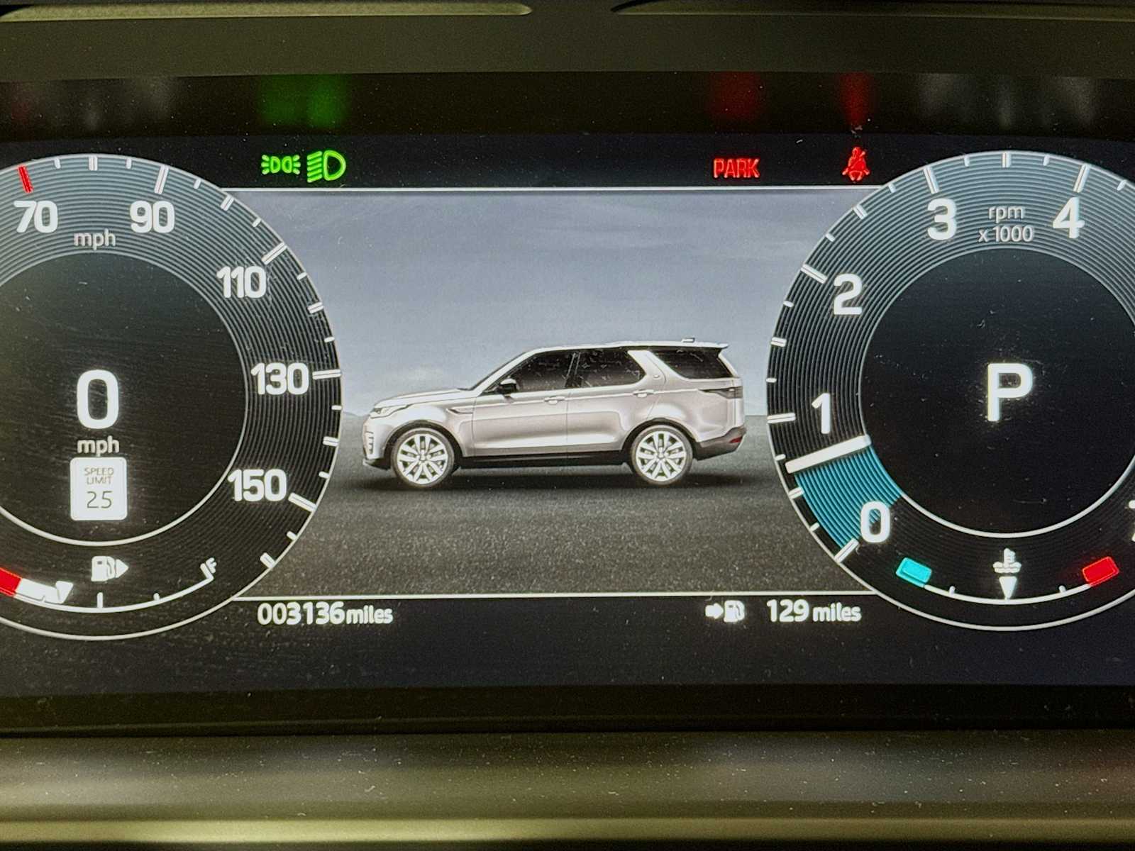 used 2024 Land Rover Discovery car, priced at $59,998