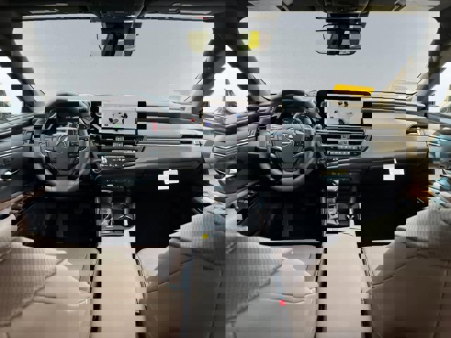 new 2025 Lexus ES 300h car