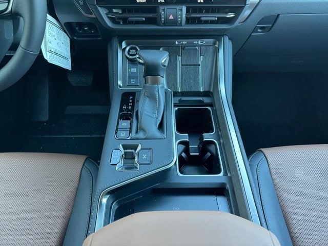 new 2024 Lexus GX 550 car