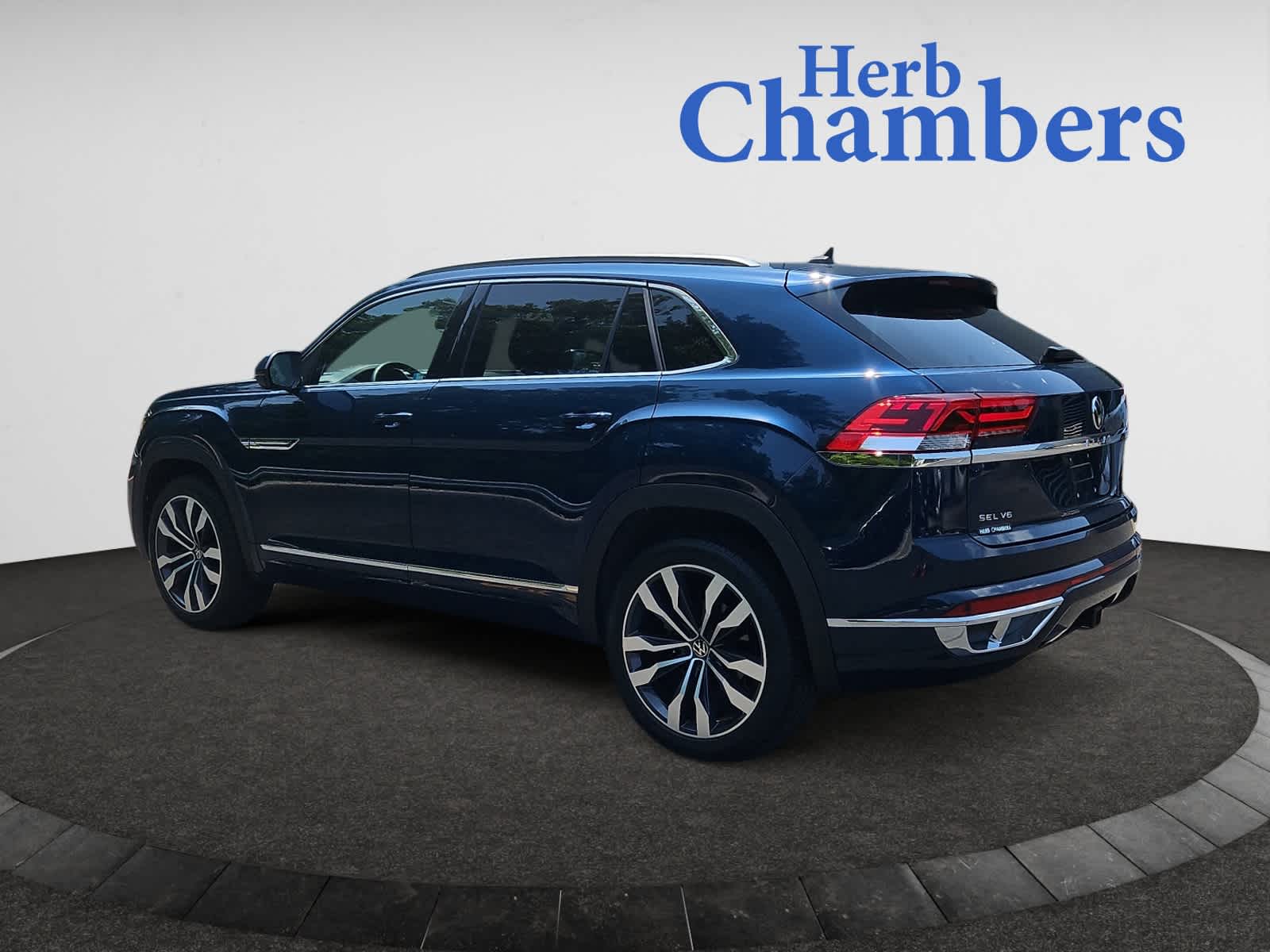 used 2021 Volkswagen Atlas Cross Sport car, priced at $30,998