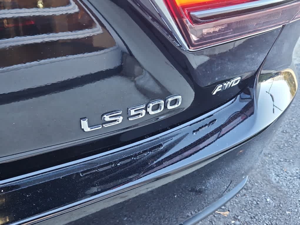 used 2022 Lexus LS 500 car, priced at $76,998
