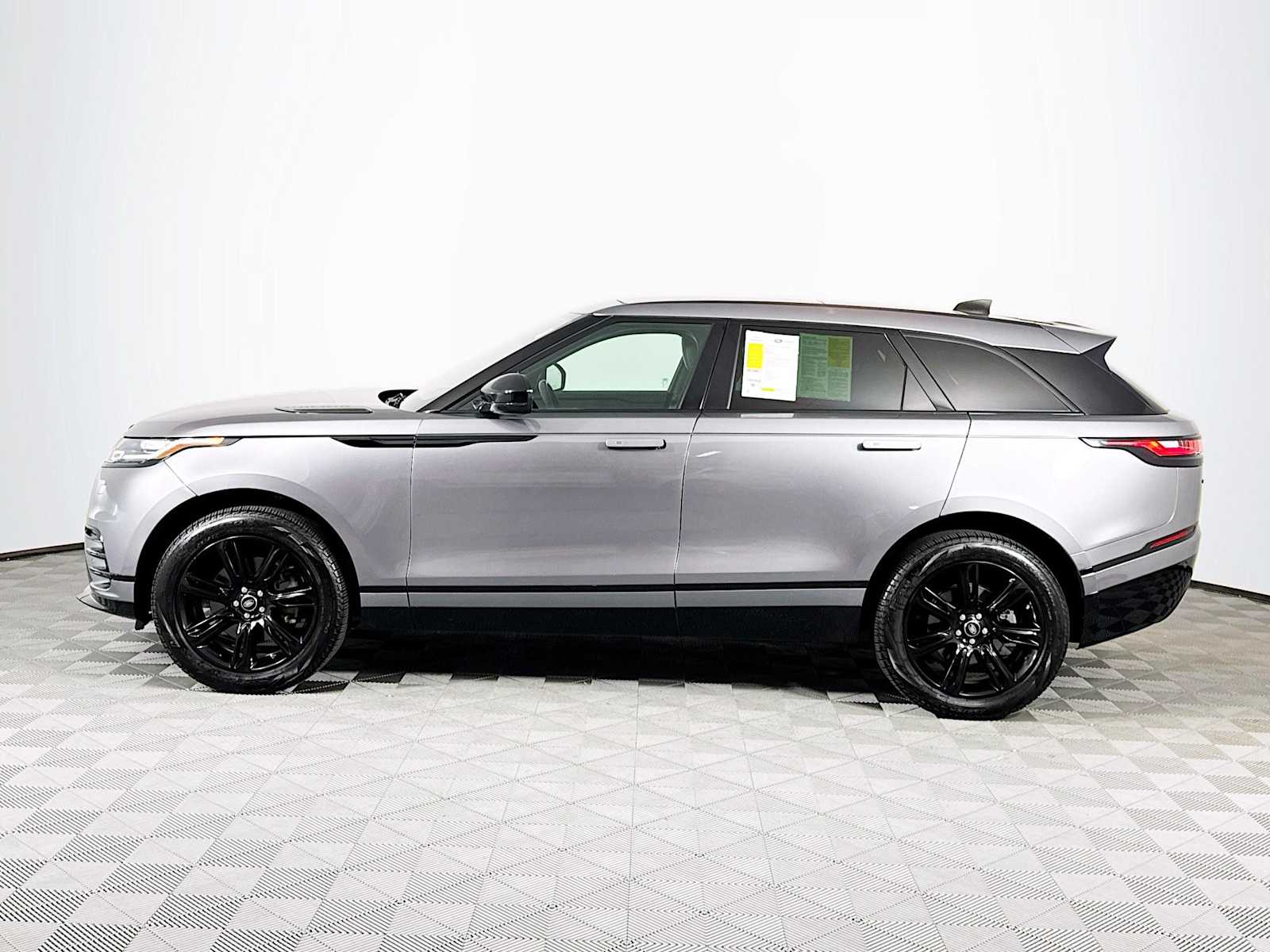 used 2020 Land Rover Range Rover Velar car, priced at $31,998