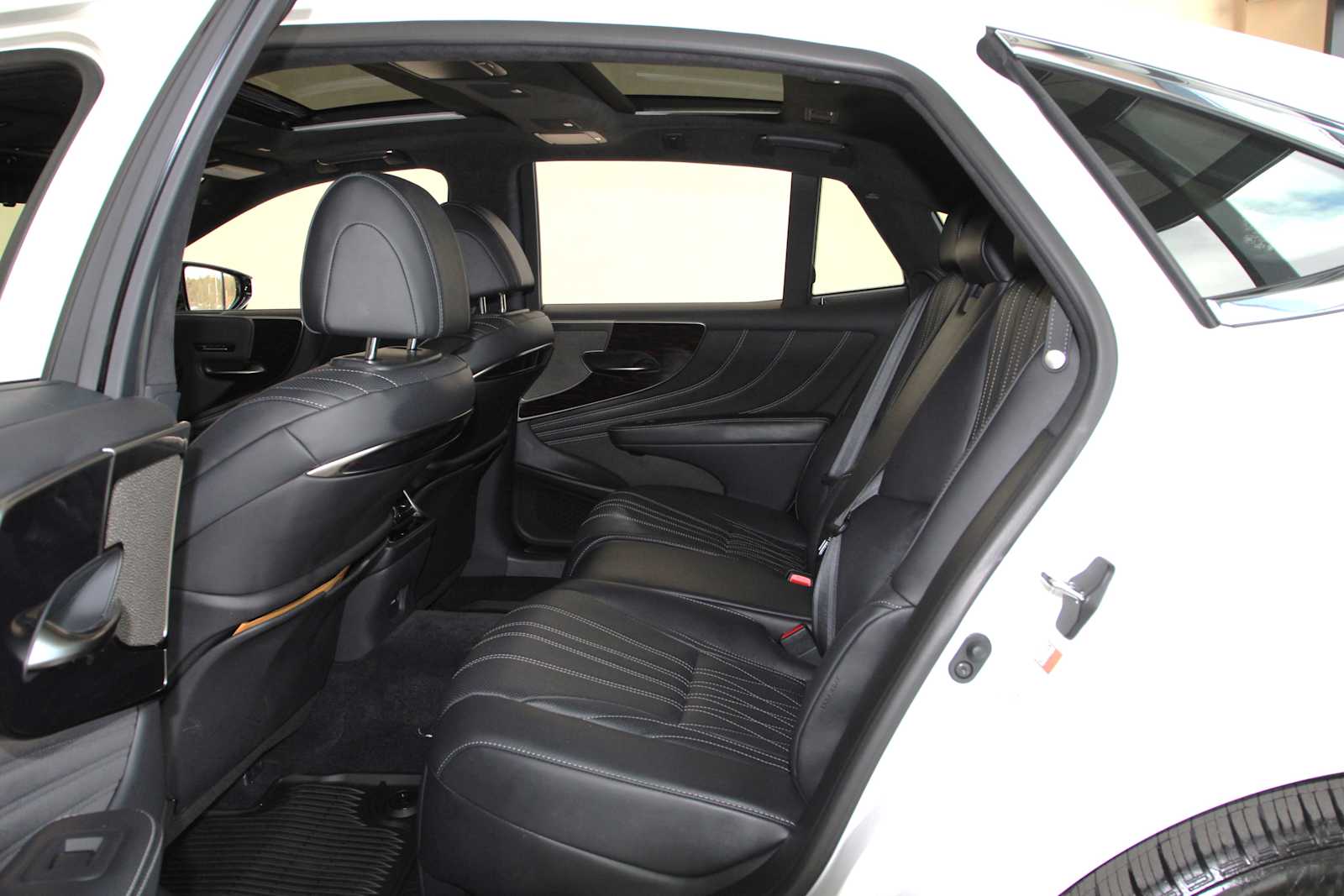 used 2024 Lexus LS car, priced at $89,998