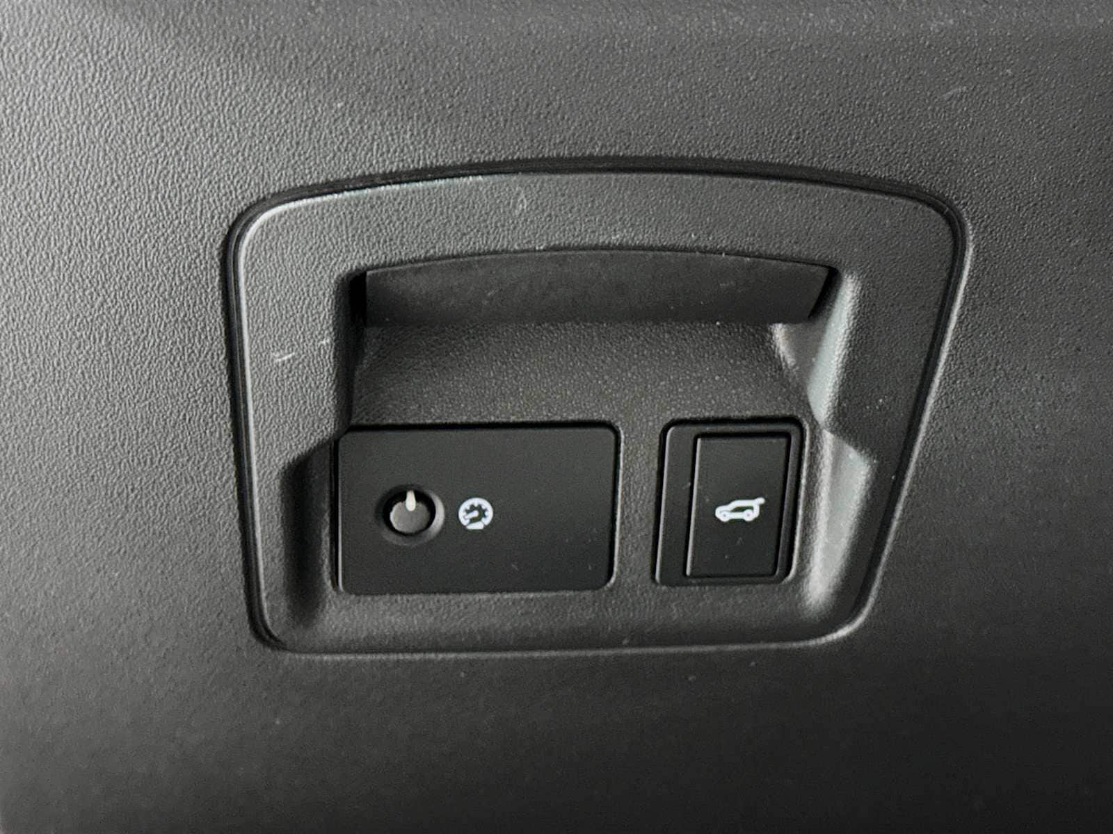 used 2025 Land Rover Range Rover Velar car, priced at $57,998