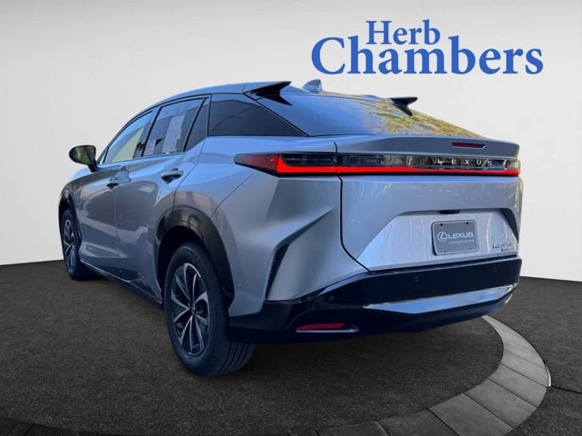 new 2025 Lexus RZ 450e car