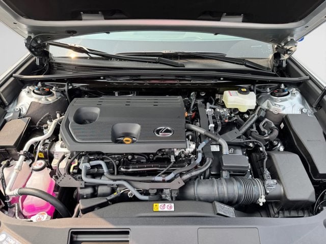 new 2025 Lexus ES 300h car