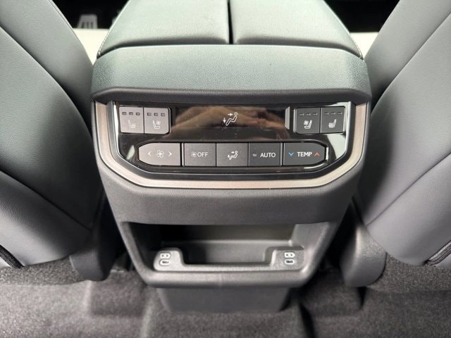 new 2025 Lexus TX 500h car