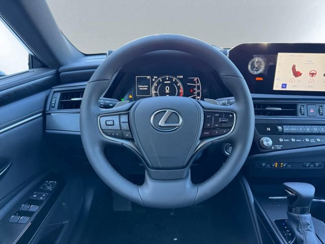 new 2025 Lexus ES 350 car