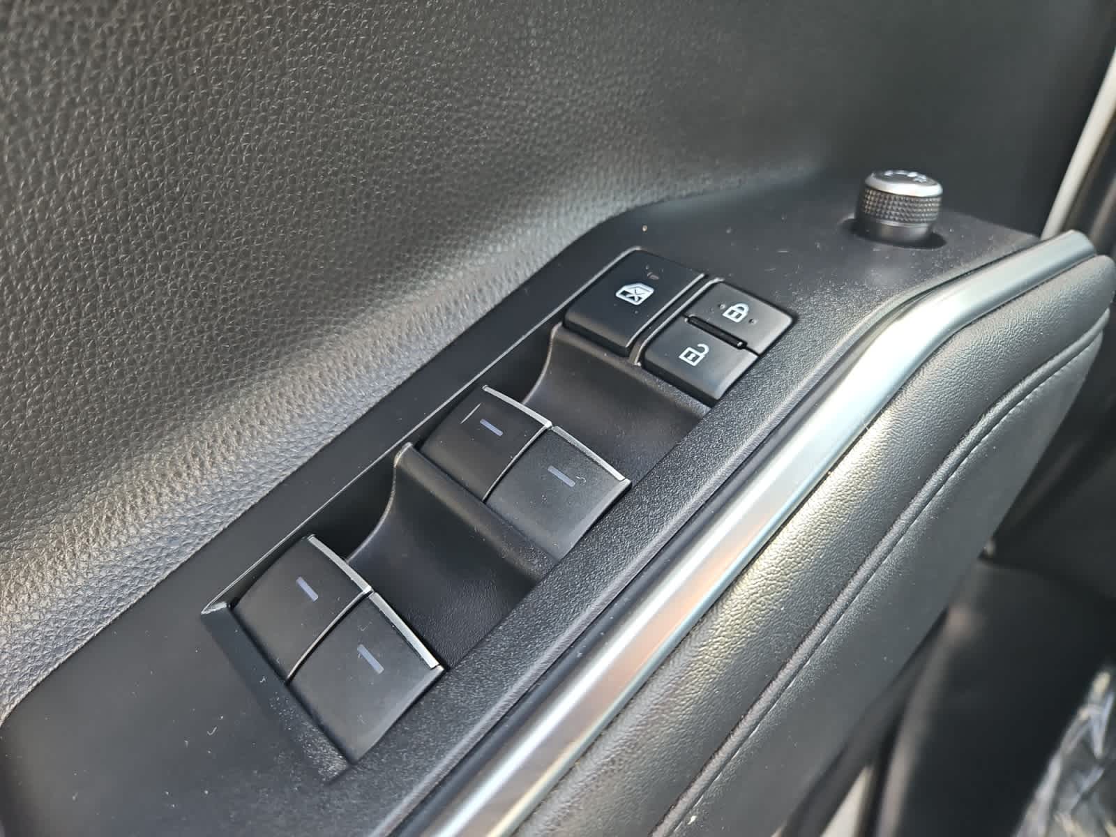 used 2021 Toyota Highlander car, priced at $41,498