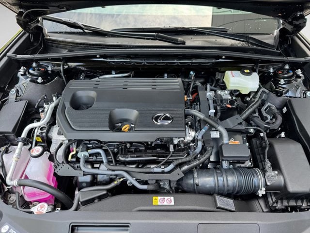 new 2025 Lexus ES 300h car