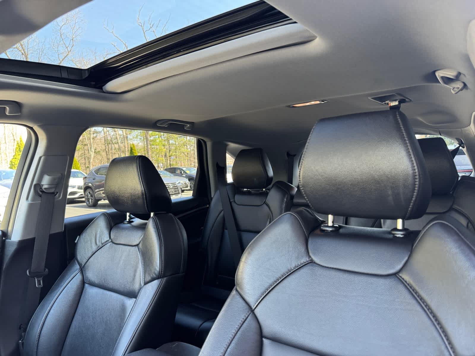 used 2020 Acura MDX car, priced at $29,998