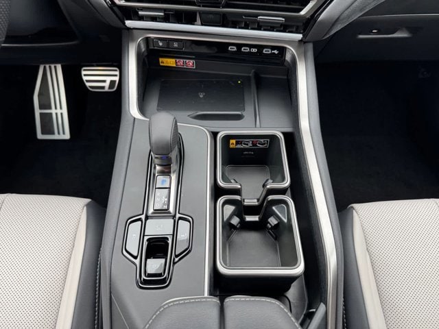 new 2025 Lexus TX 500h car