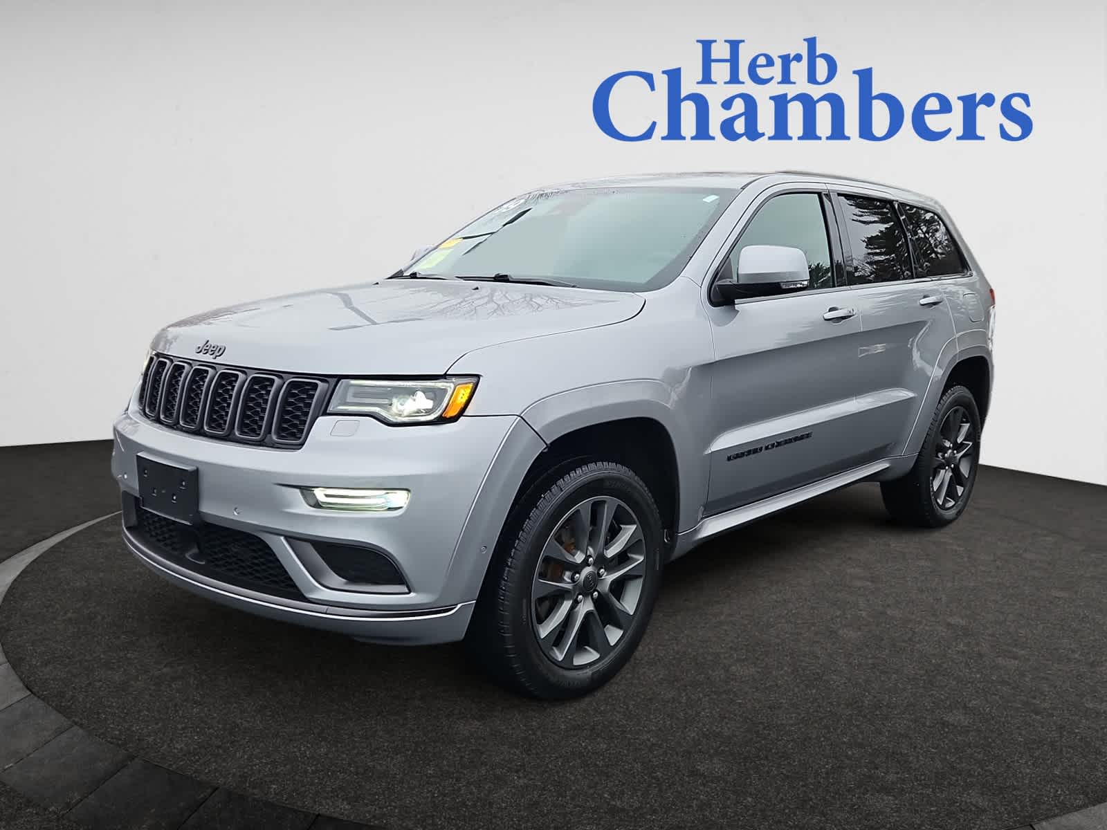 used 2019 Jeep Grand Cherokee car, priced at $32,998