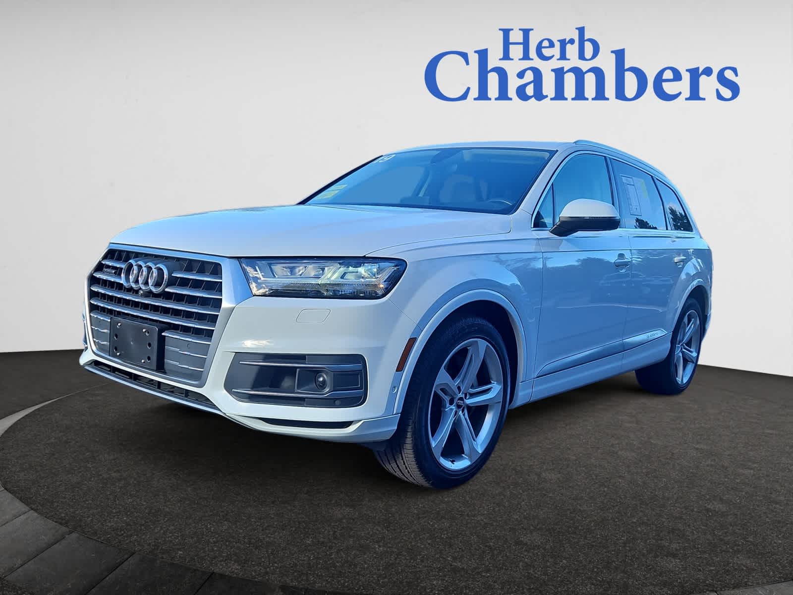 used 2019 Audi Q7 car, priced at $29,488