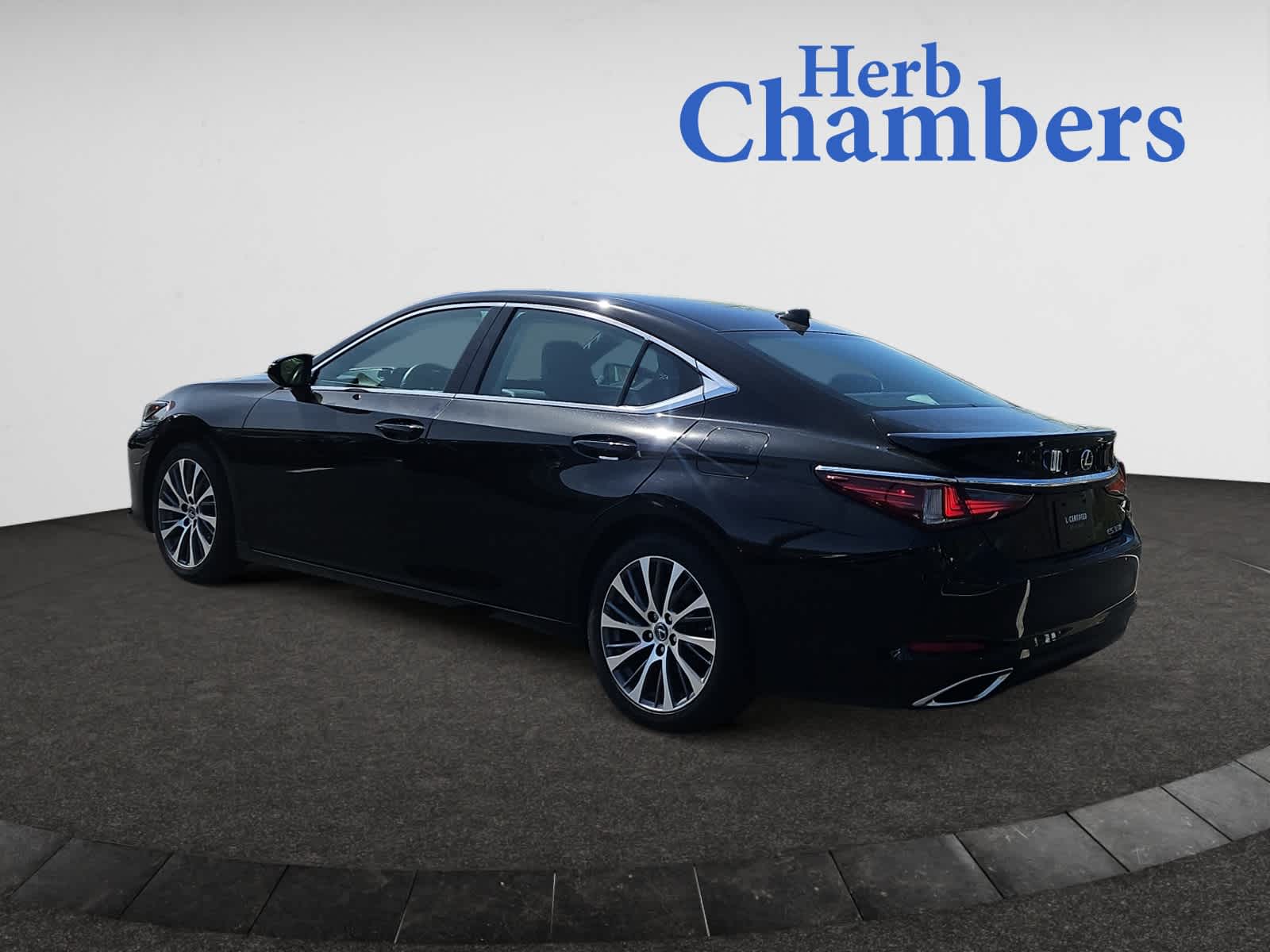 used 2021 Lexus ES car, priced at $31,998