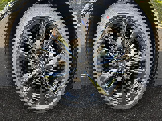 new 2025 Lexus ES 300h car