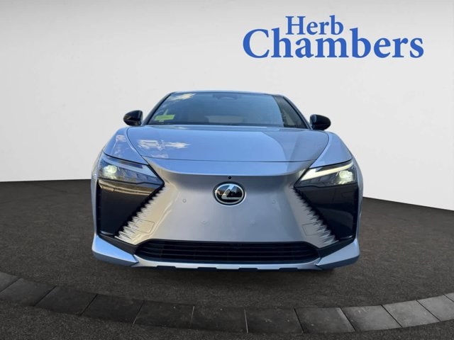 new 2025 Lexus RZ 450e car