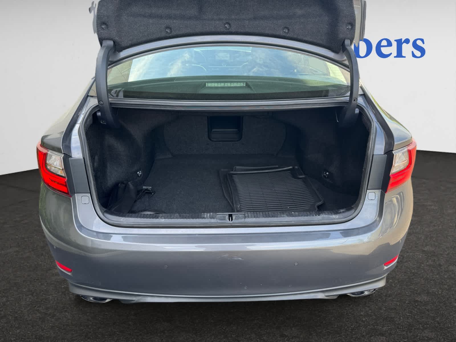 used 2016 Lexus ES 350 car, priced at $19,998