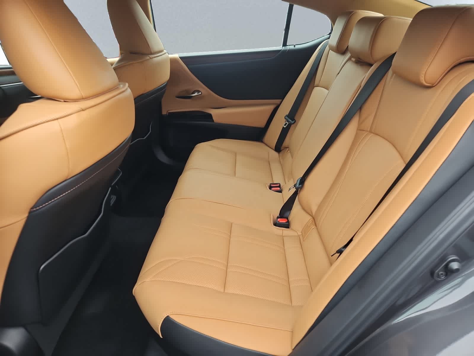 used 2025 Lexus ES car, priced at $53,998