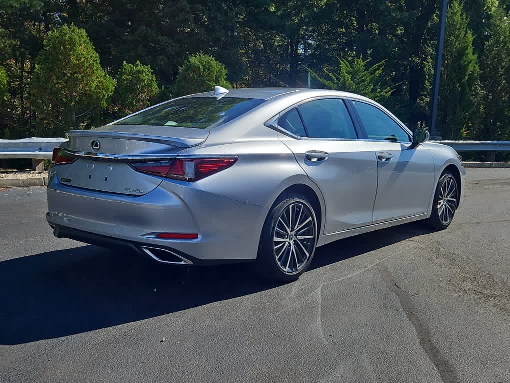 used 2022 Lexus ES car, priced at $37,998