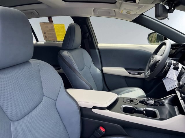 new 2025 Lexus RZ 450e car