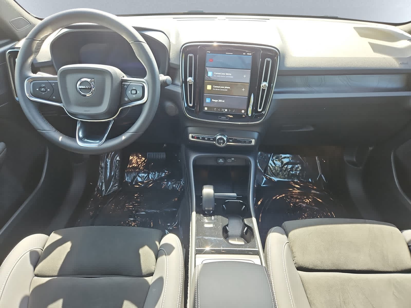 used 2023 Volvo C40 Recharge Pure Electric car, priced at $33,988
