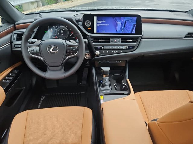 new 2024 Lexus ES 300h car