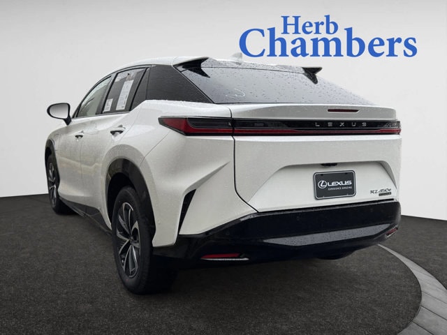 new 2025 Lexus RZ 450e car