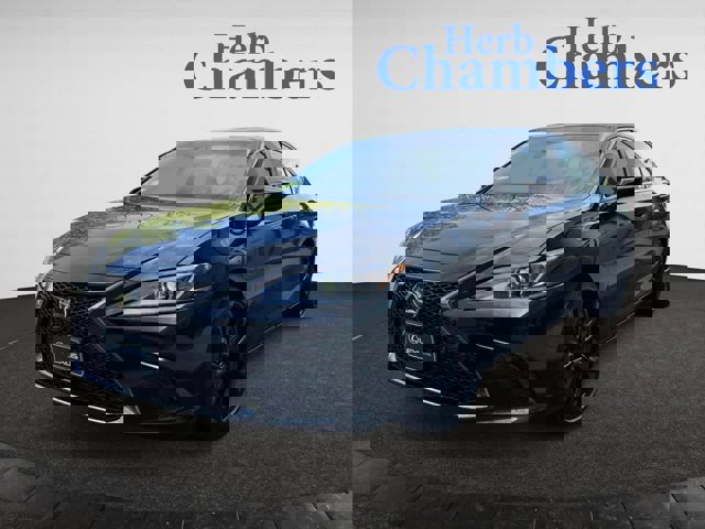 new 2025 Lexus ES 300h car