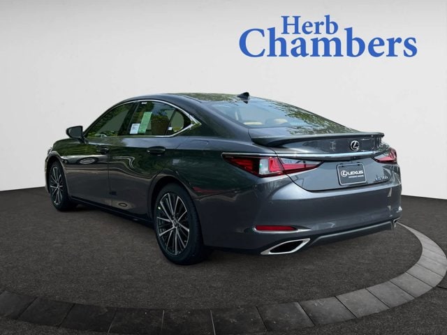 new 2025 Lexus ES car